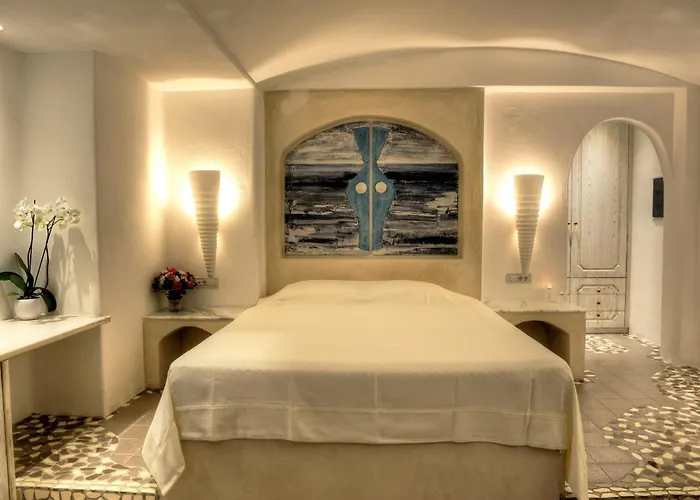 阿斯塔特套房酒店 5*