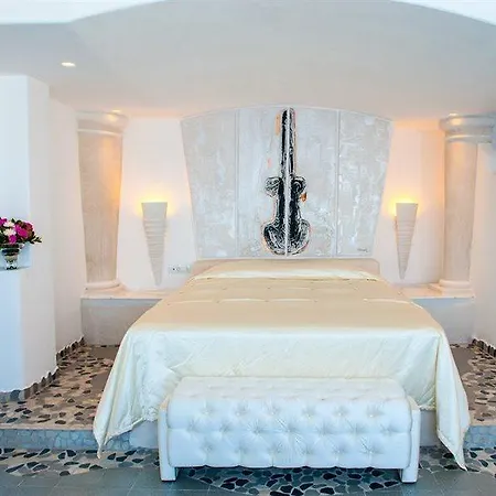 Astarte Hotel Akrotírion